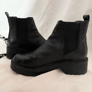 Steve Madden Chunky Chelsea boot size 7.5